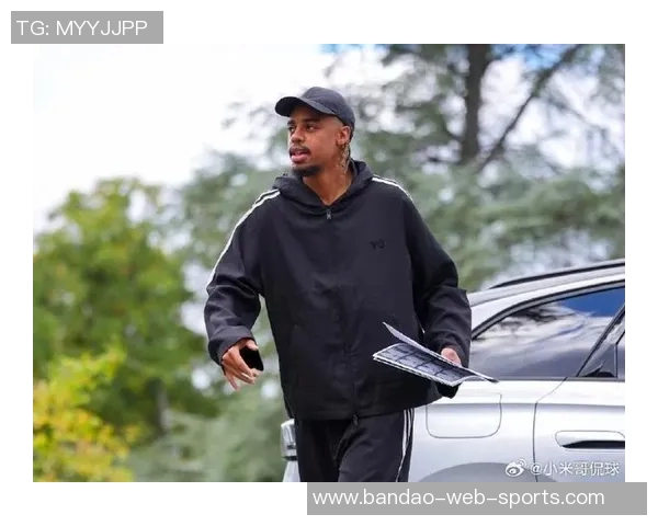 巴尔科拉受伤引发巴黎与法国足协新一轮争执风波 巴尔科拉受伤引发巴黎与法国足协新一轮争执风波